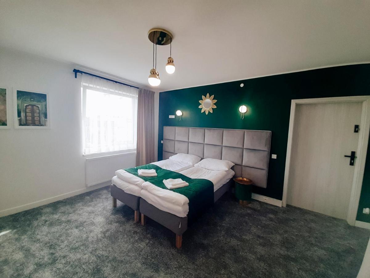 Wyjatkowe Smaki Bed and Breakfast Pruszcz Gdański Exteriör bild